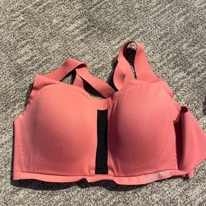 VS sports bra